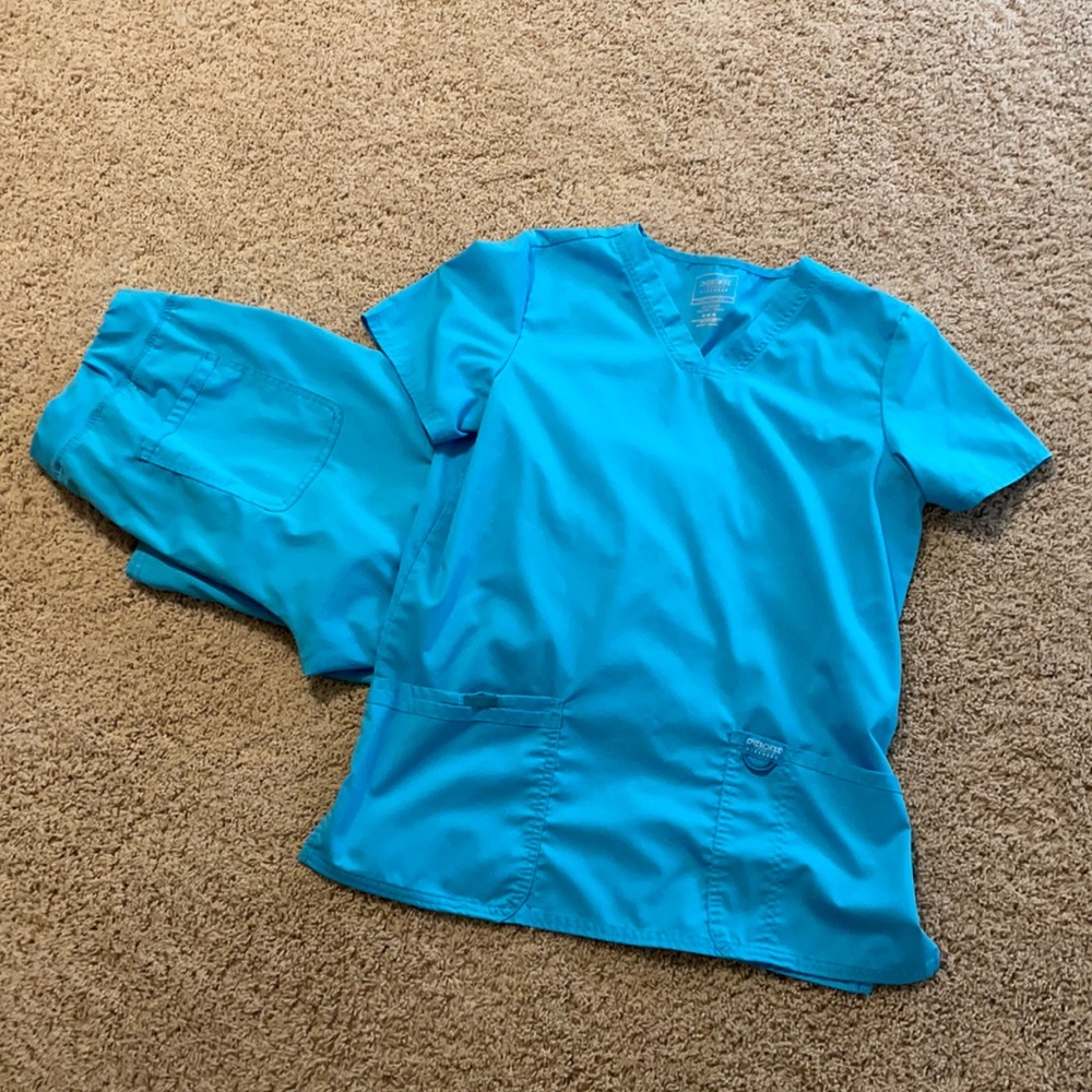 Cherokee Workwear scrubs
